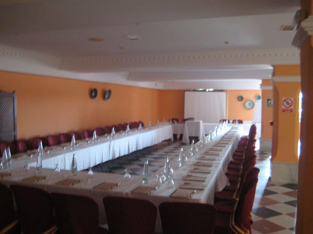Hotel Toruno DЕль-Росіо Екстер'єр фото